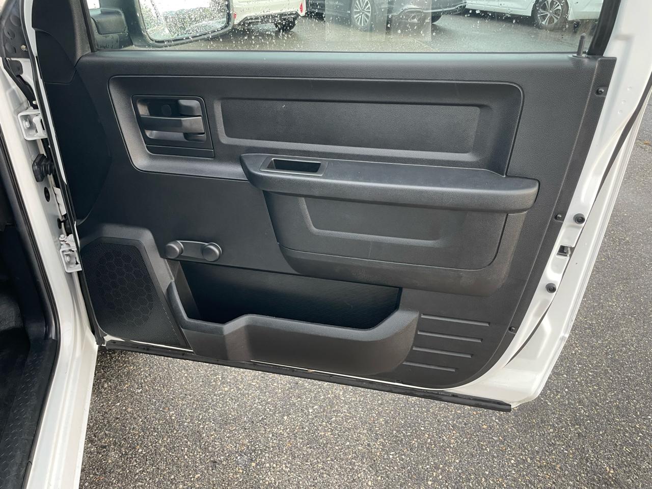 RAM 1500 Tradesman Regular Cab LWB 2WD 2014