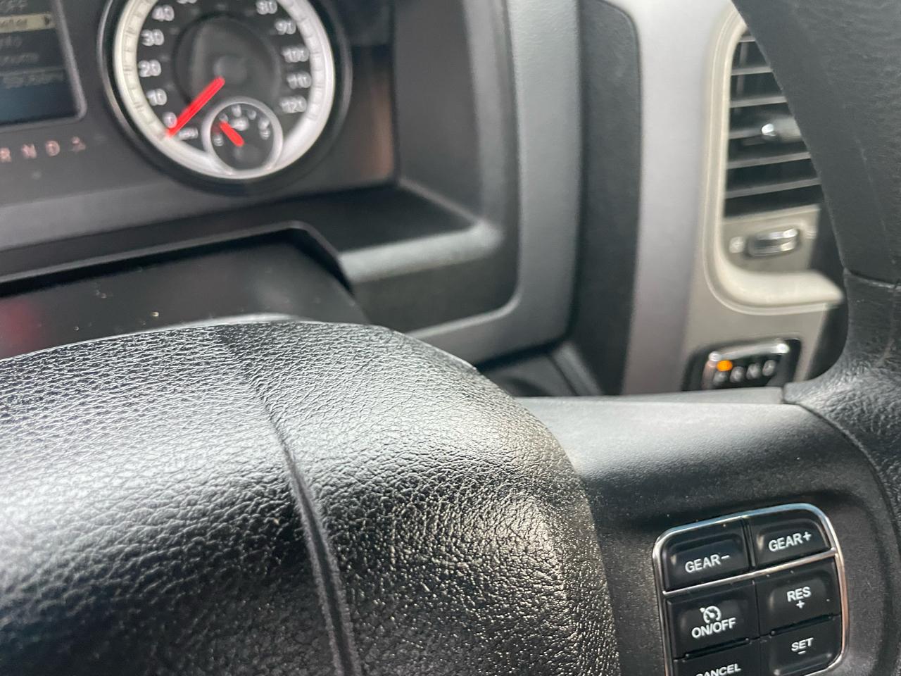 RAM 1500 Tradesman Regular Cab LWB 2WD 2014