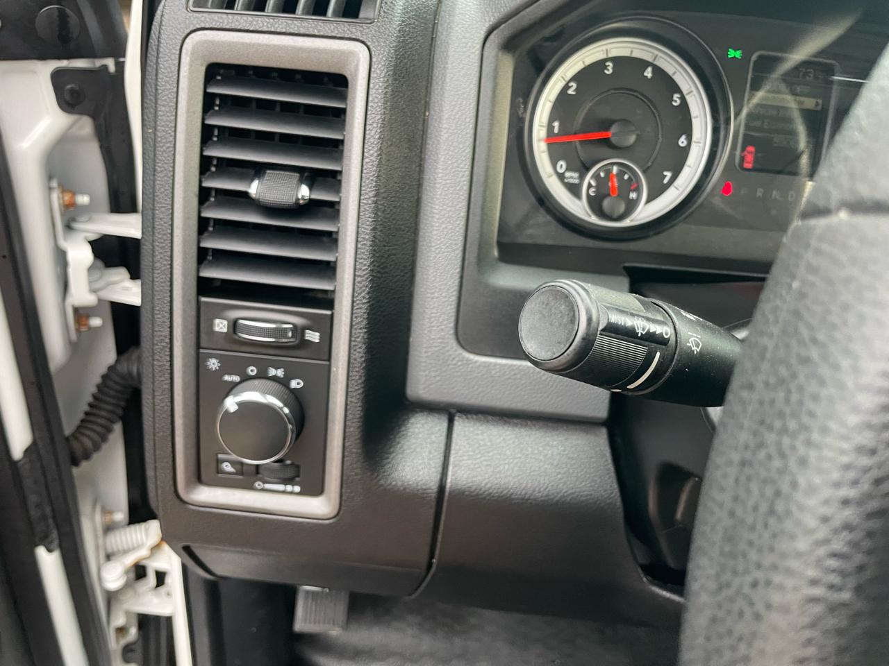 RAM 1500 Tradesman Regular Cab LWB 2WD 2014