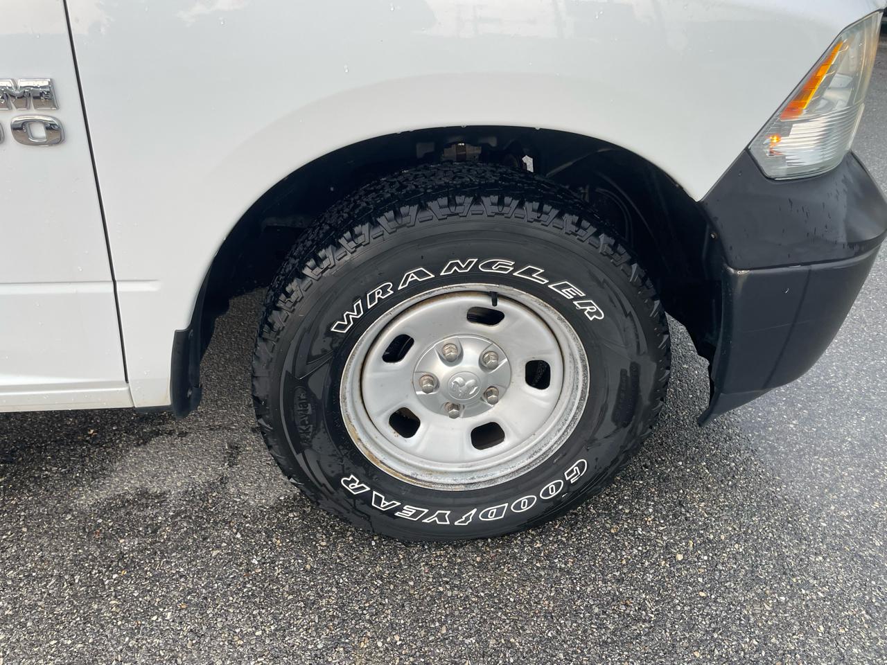 RAM 1500 Tradesman Regular Cab LWB 2WD 2014