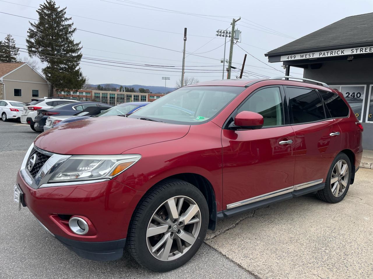 Nissan Pathfinder S 4WD 2014