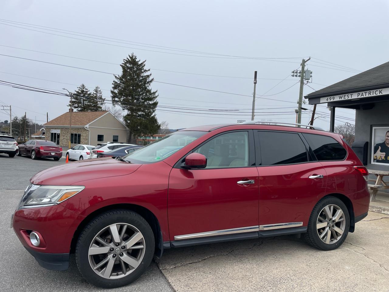 Nissan Pathfinder S 4WD 2014