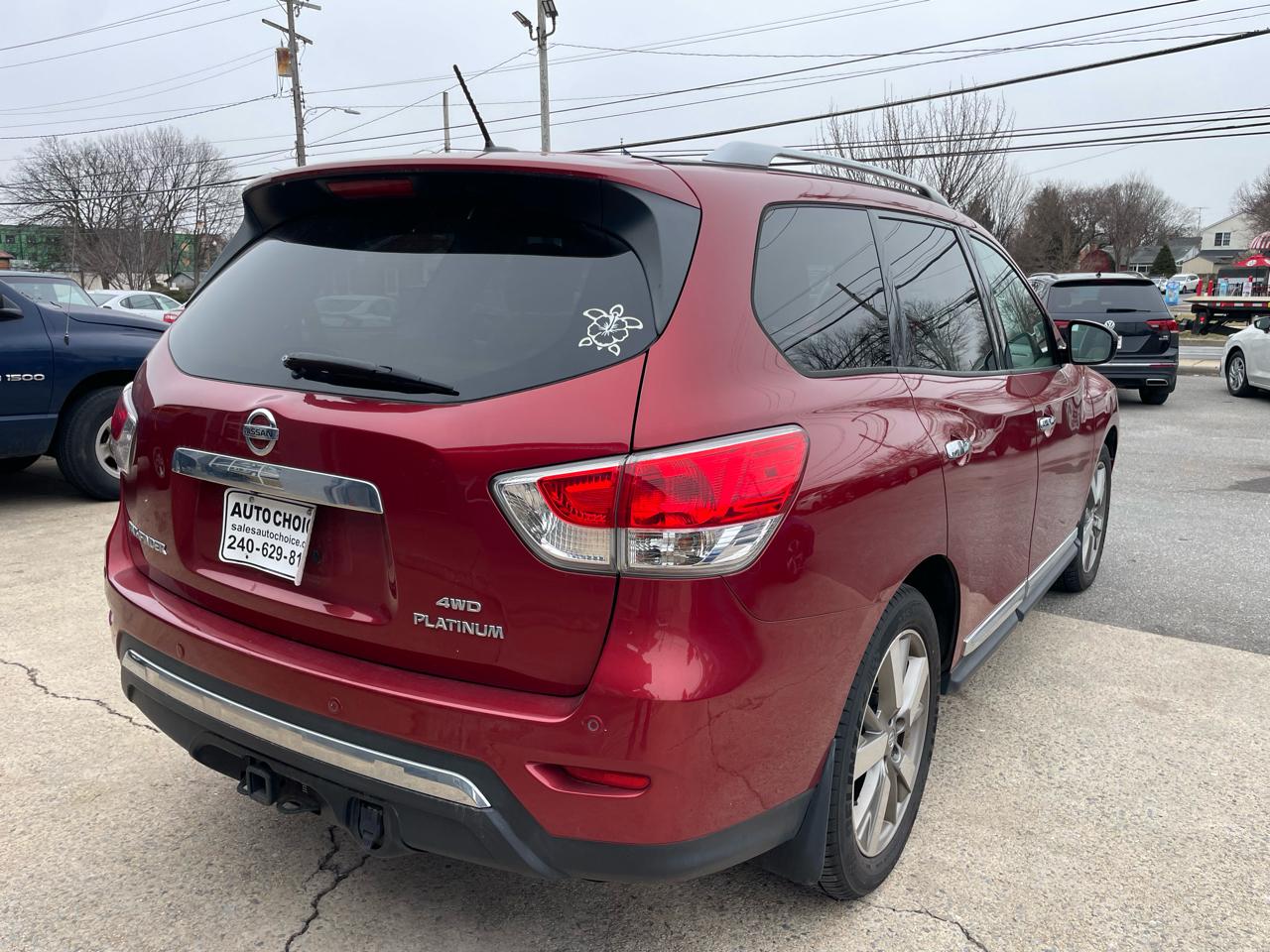 Nissan Pathfinder S 4WD 2014