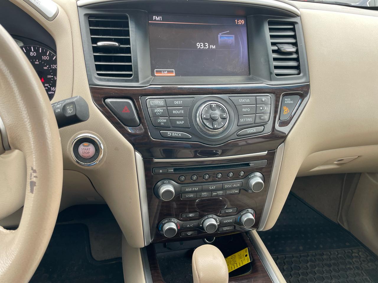 Nissan Pathfinder S 4WD 2014