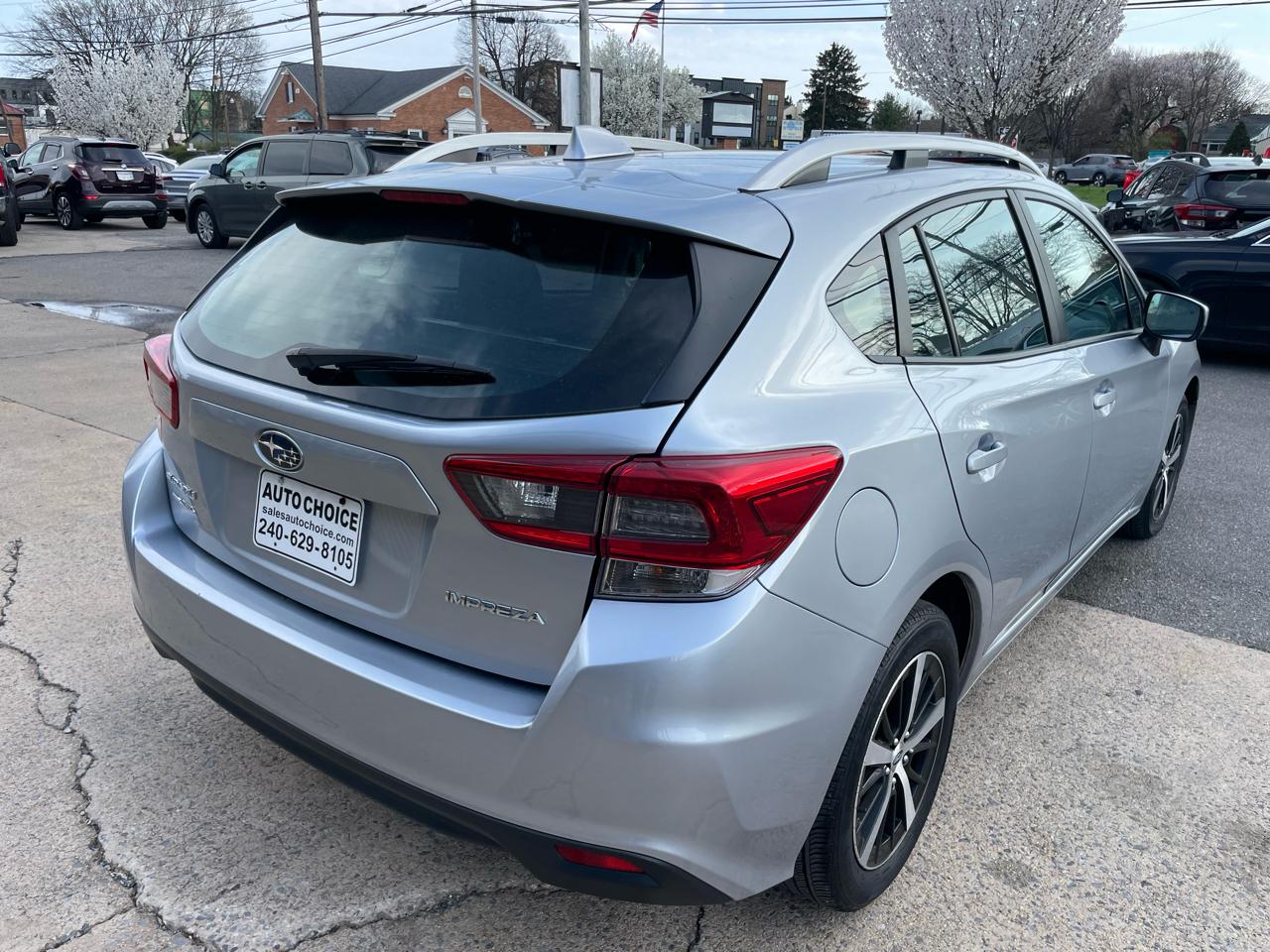 Subaru Impreza 2.0i Premium CVT 5-Door 2022