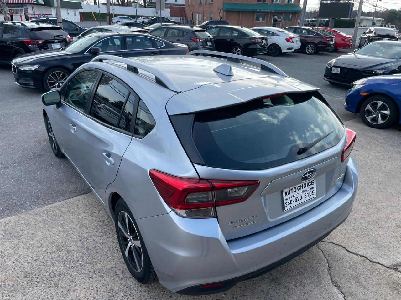 Subaru Impreza 2.0i Premium CVT 5-Door 2022