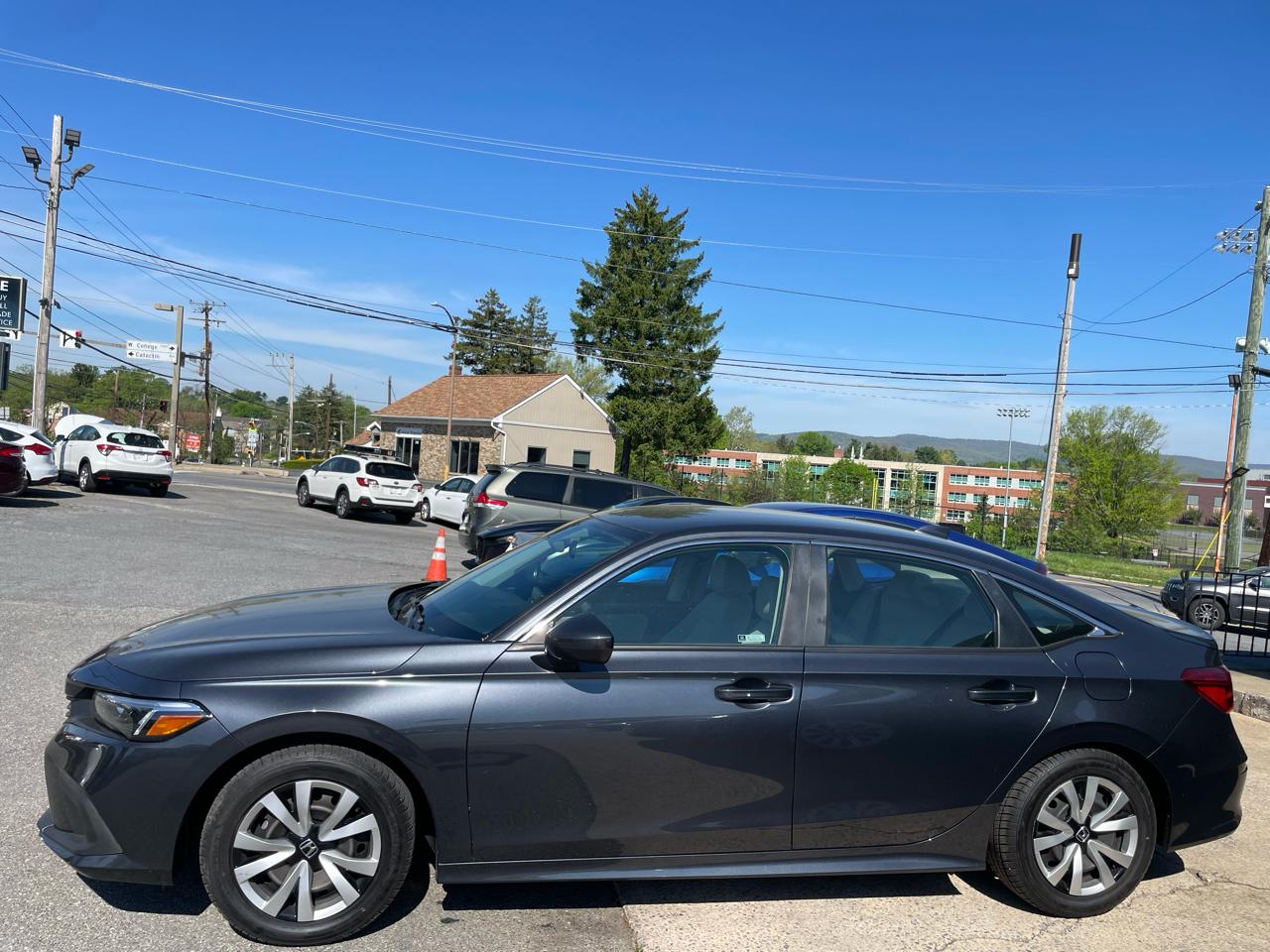 Honda Civic LX Sedan CVT 2023