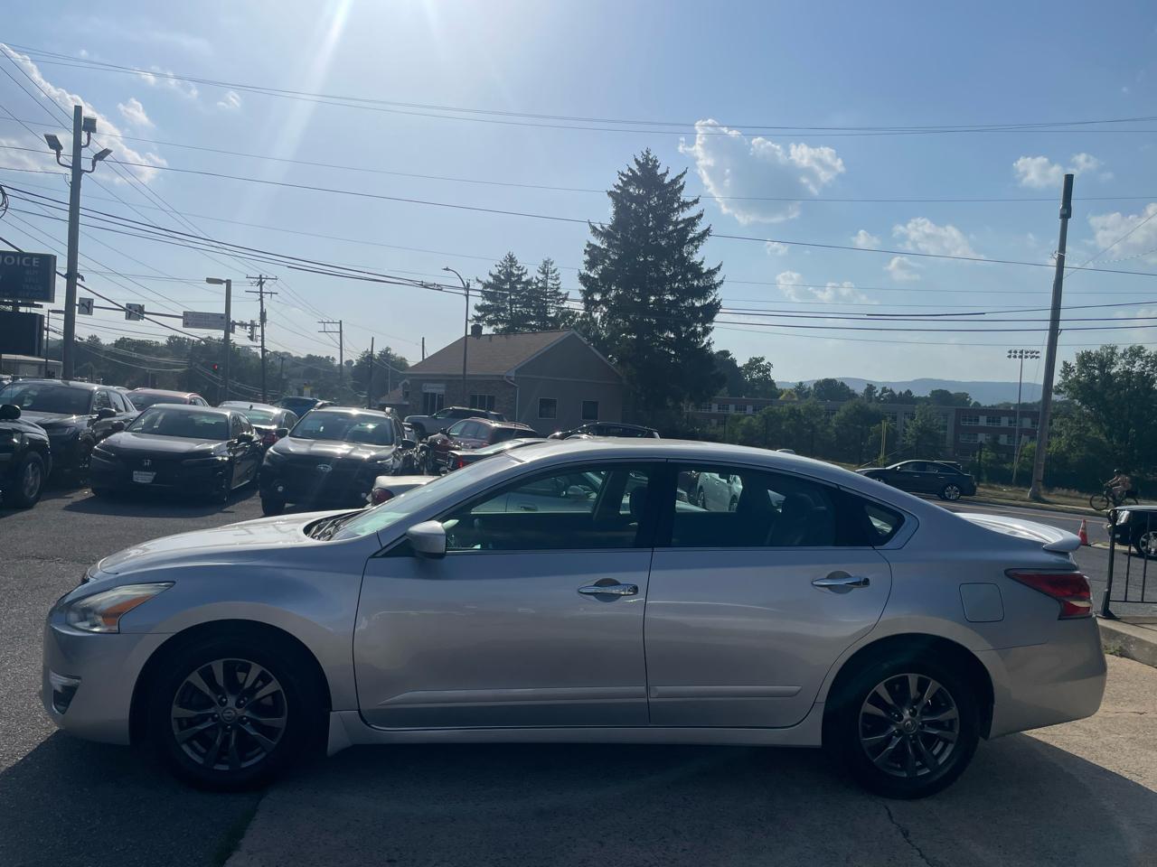 Nissan Altima 2.5 SV 2015