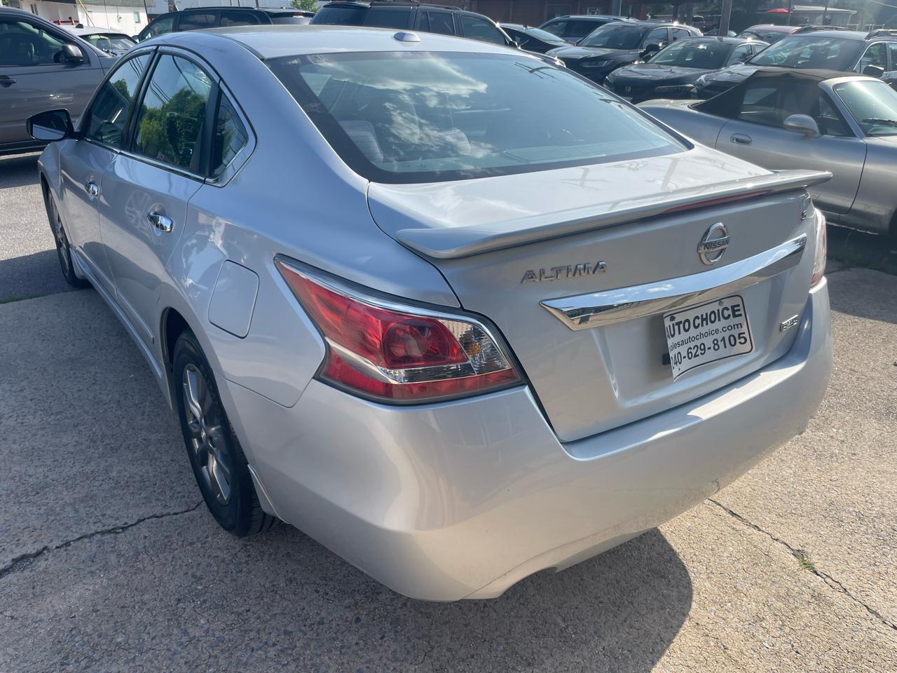 Nissan Altima 2.5 SV 2015