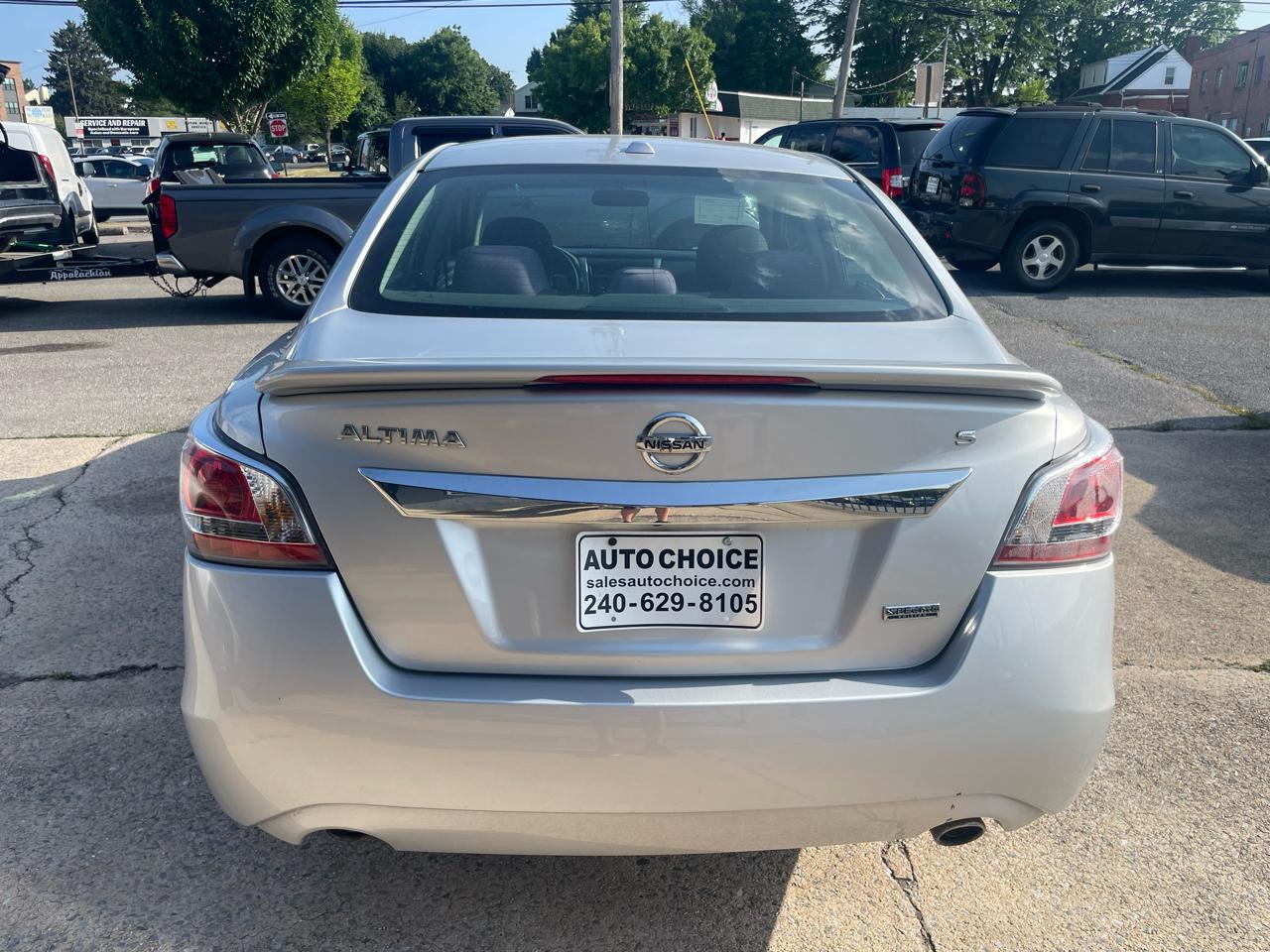 Nissan Altima 2.5 SV 2015