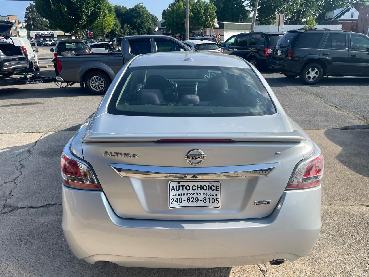 Nissan Altima 2.5 SV 2015