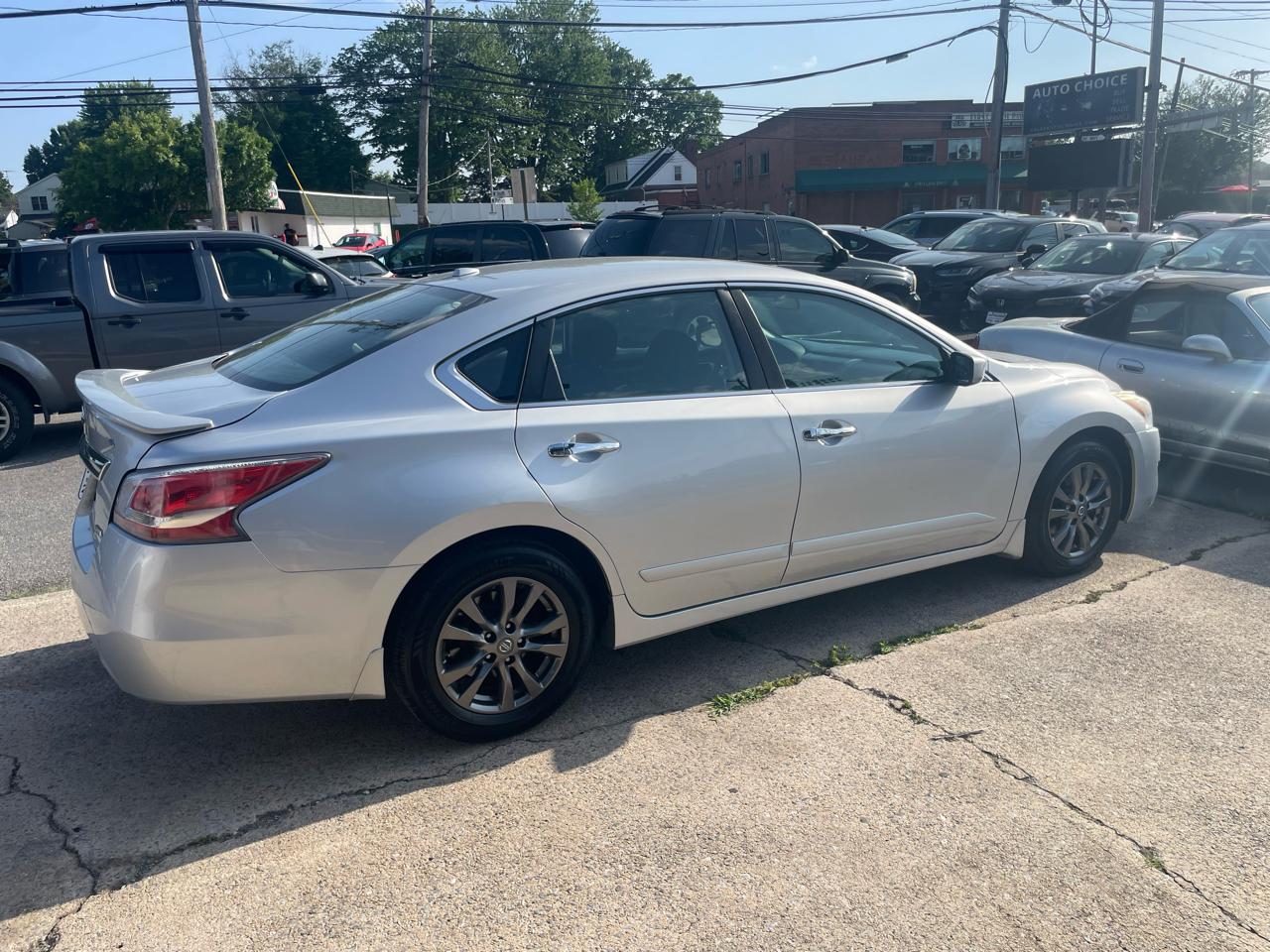Nissan Altima 2.5 SV 2015