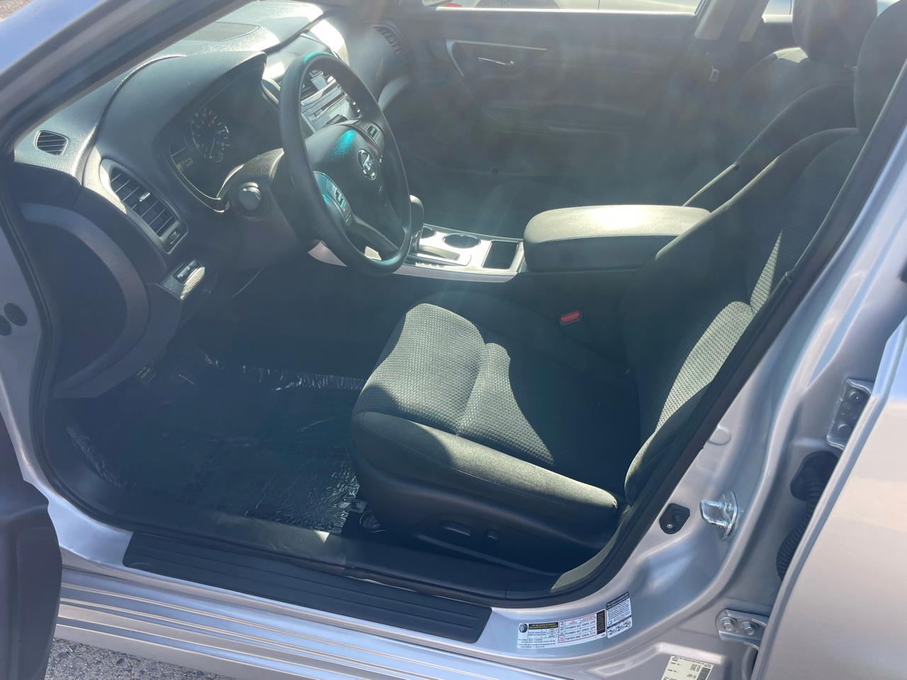 Nissan Altima 2.5 SV 2015