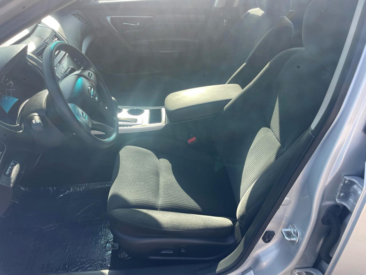 Nissan Altima 2.5 SV 2015