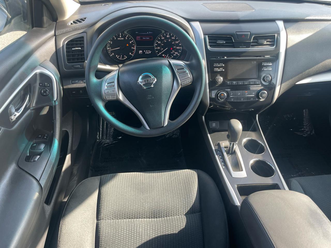 Nissan Altima 2.5 SV 2015