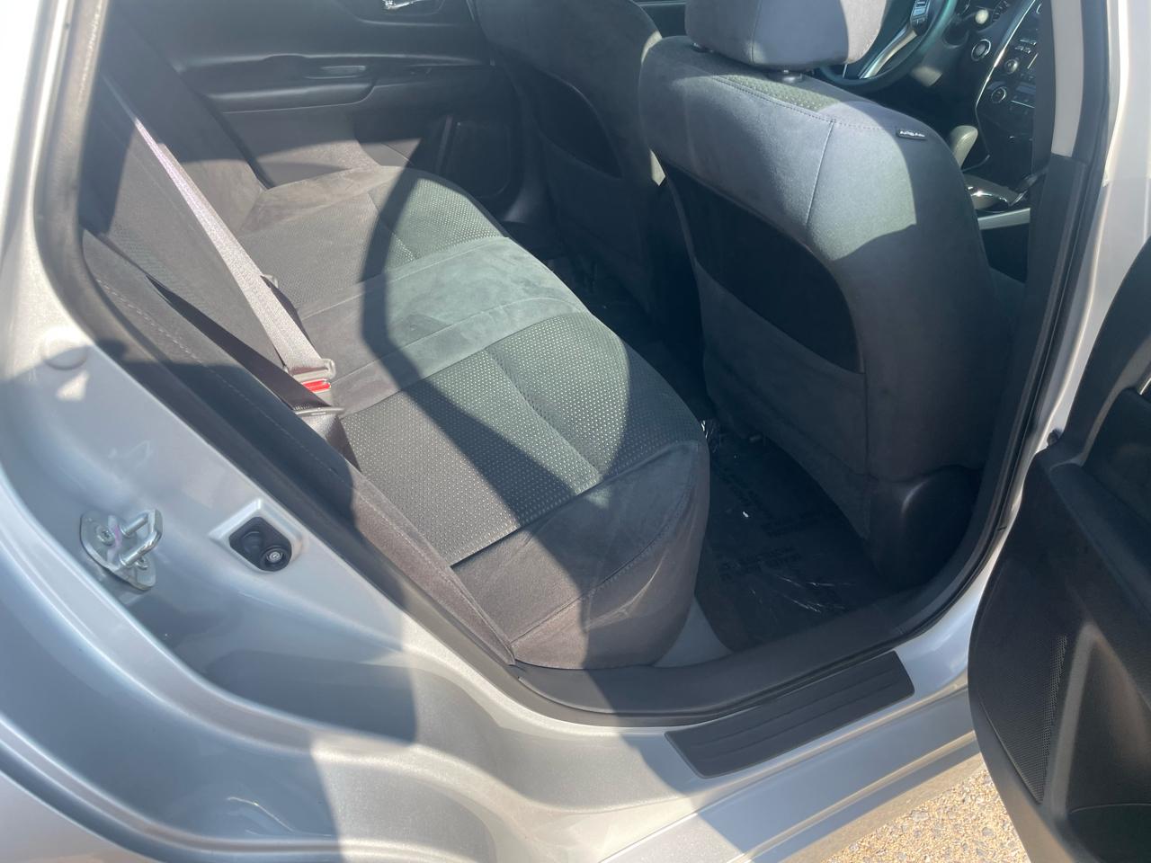 Nissan Altima 2.5 SV 2015