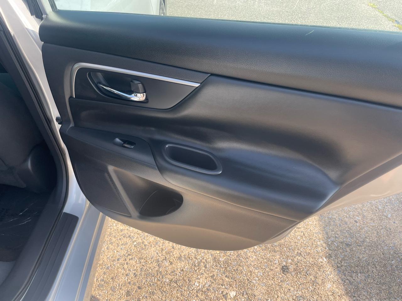 Nissan Altima 2.5 SV 2015