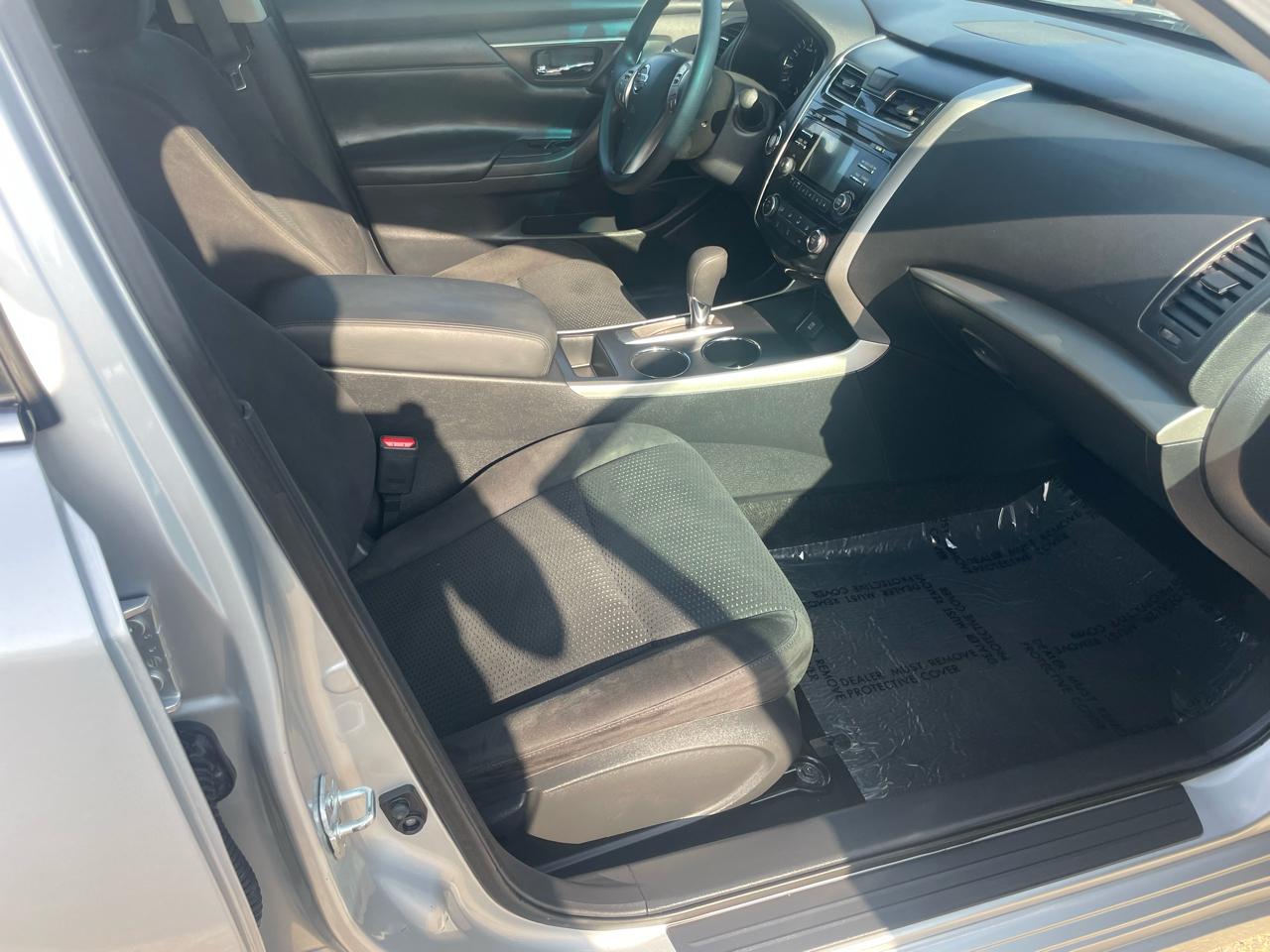 Nissan Altima 2.5 SV 2015