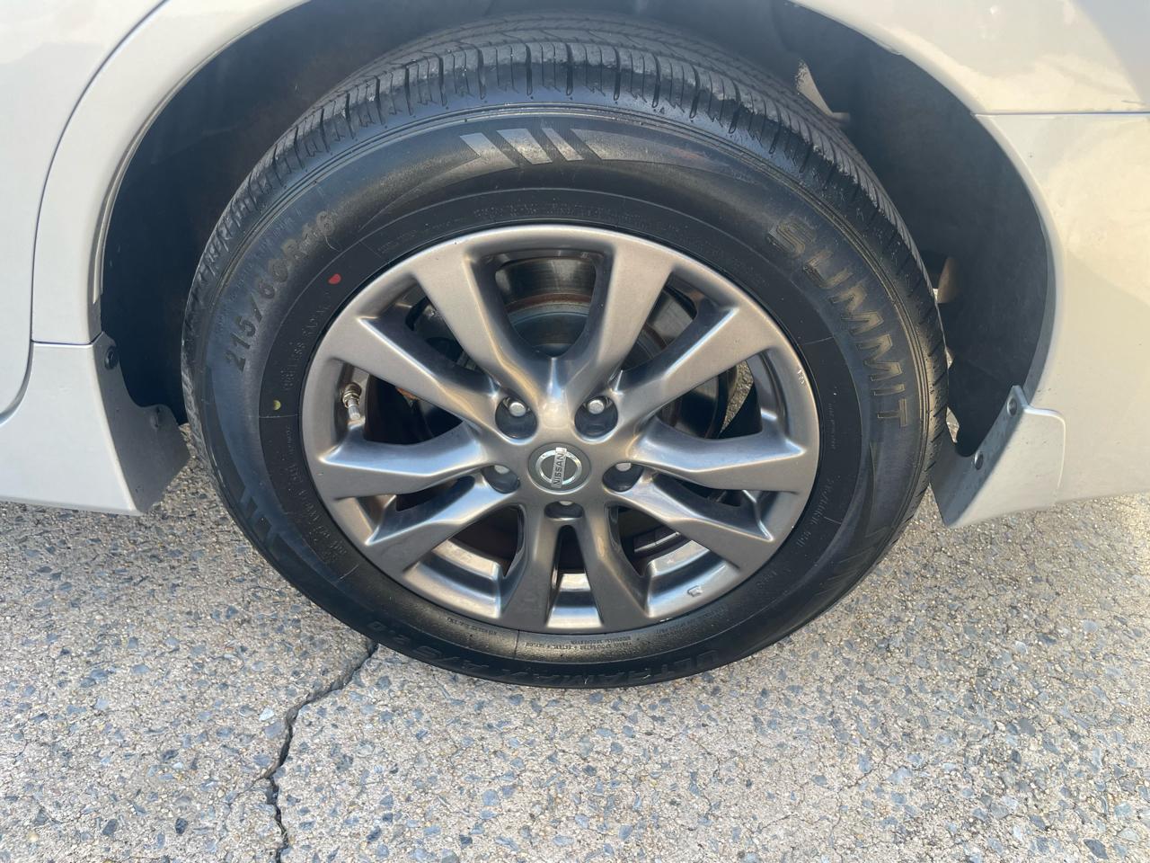 Nissan Altima 2.5 SV 2015