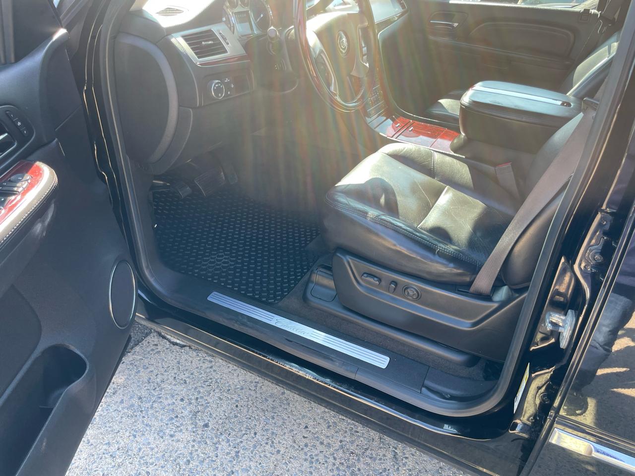 Cadillac Escalade EXT Sport Utility Truck 2009