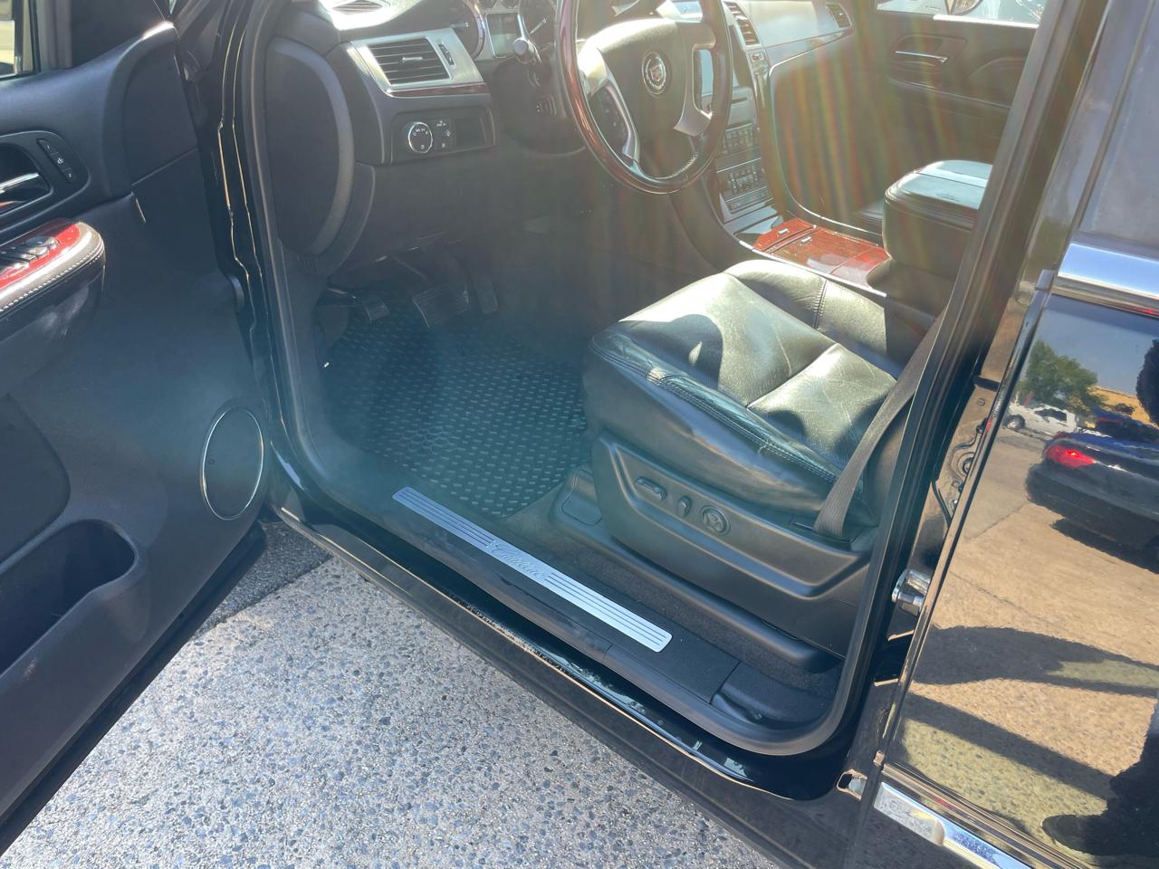 Cadillac Escalade EXT Sport Utility Truck 2009