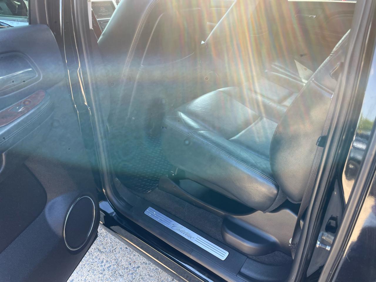 Cadillac Escalade EXT Sport Utility Truck 2009