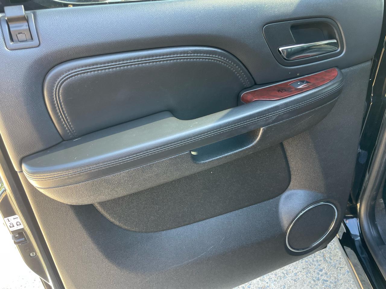 Cadillac Escalade EXT Sport Utility Truck 2009