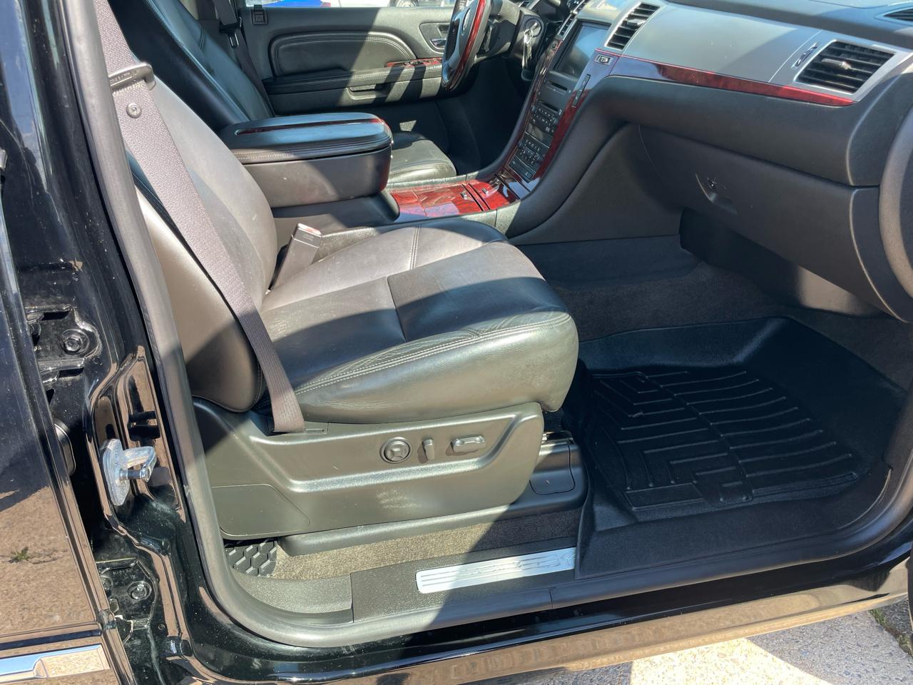 Cadillac Escalade EXT Sport Utility Truck 2009