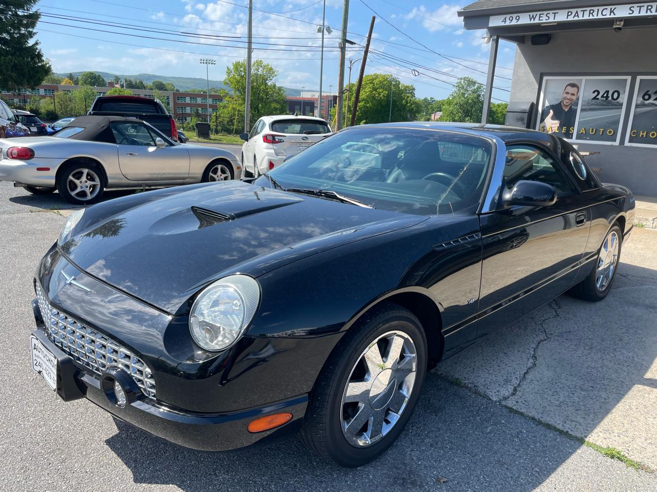 Ford Thunderbird Deluxe 2003