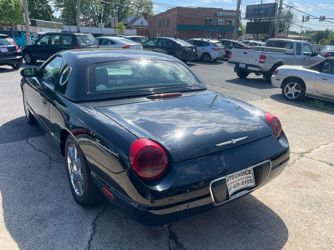 Ford Thunderbird Deluxe 2003