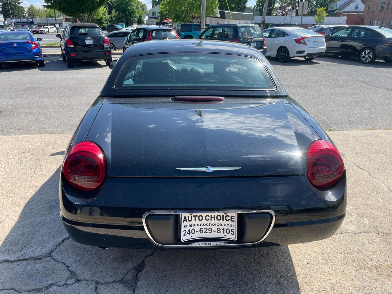 Ford Thunderbird Deluxe 2003