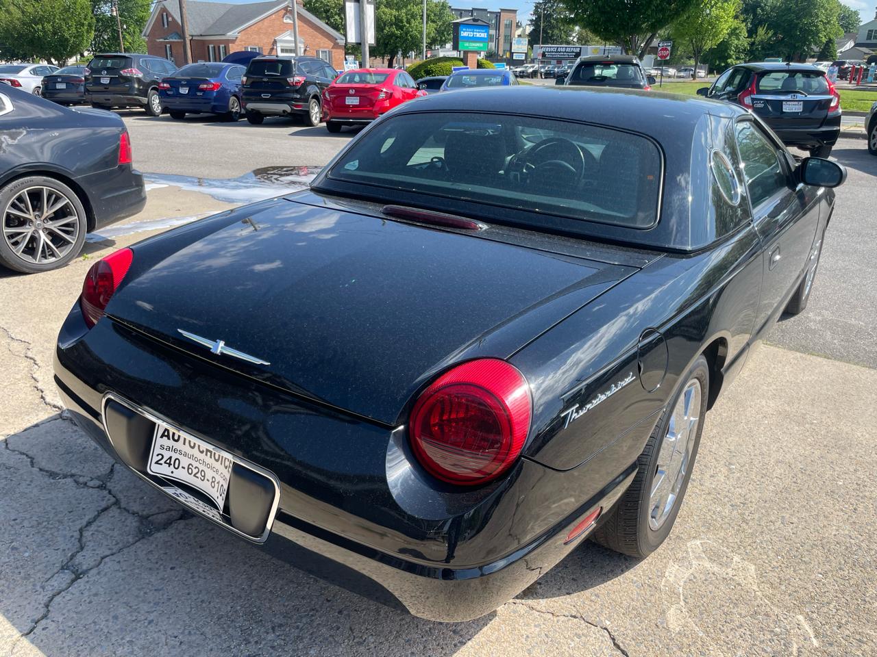 Ford Thunderbird Deluxe 2003