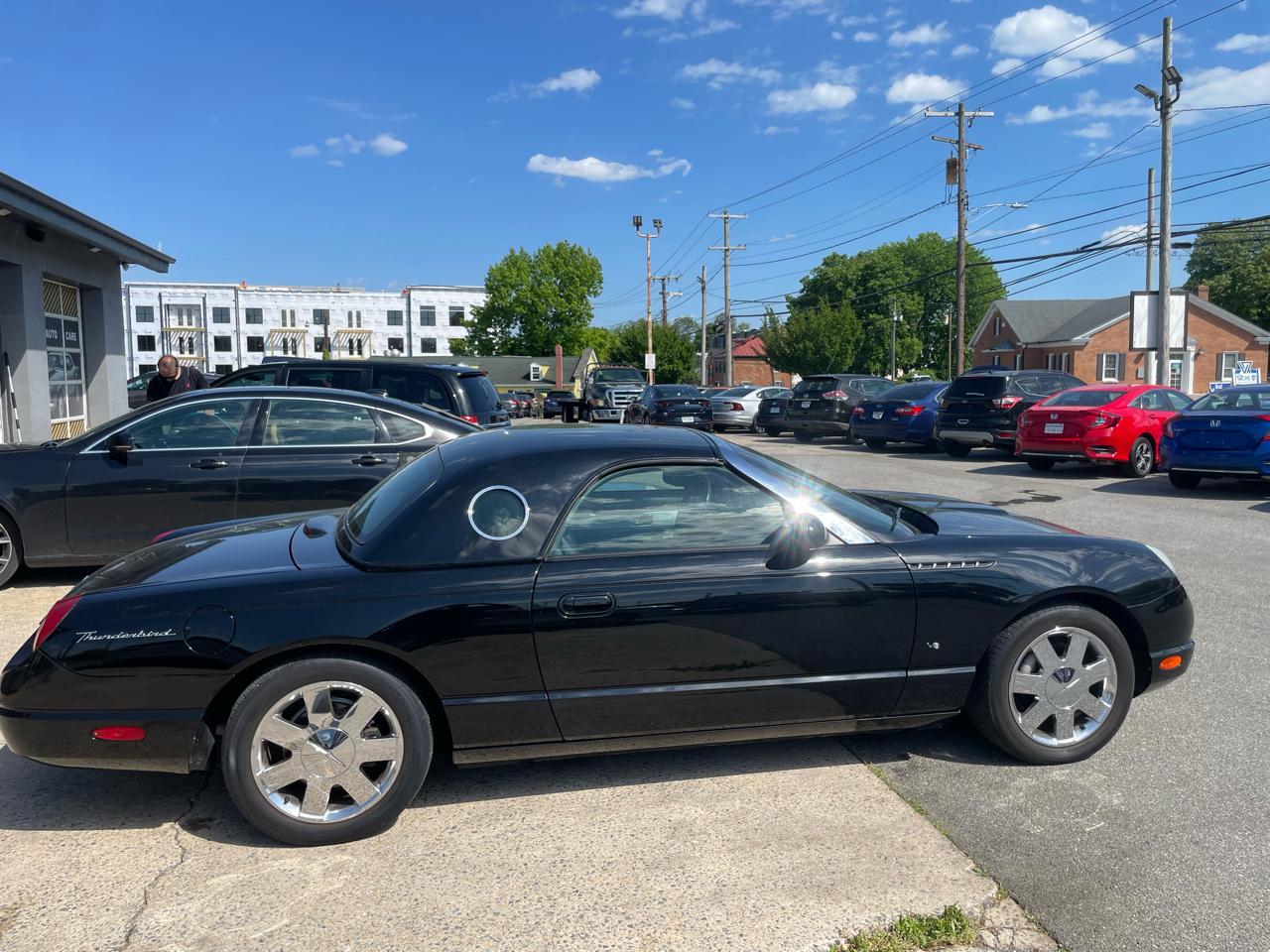 Ford Thunderbird Deluxe 2003
