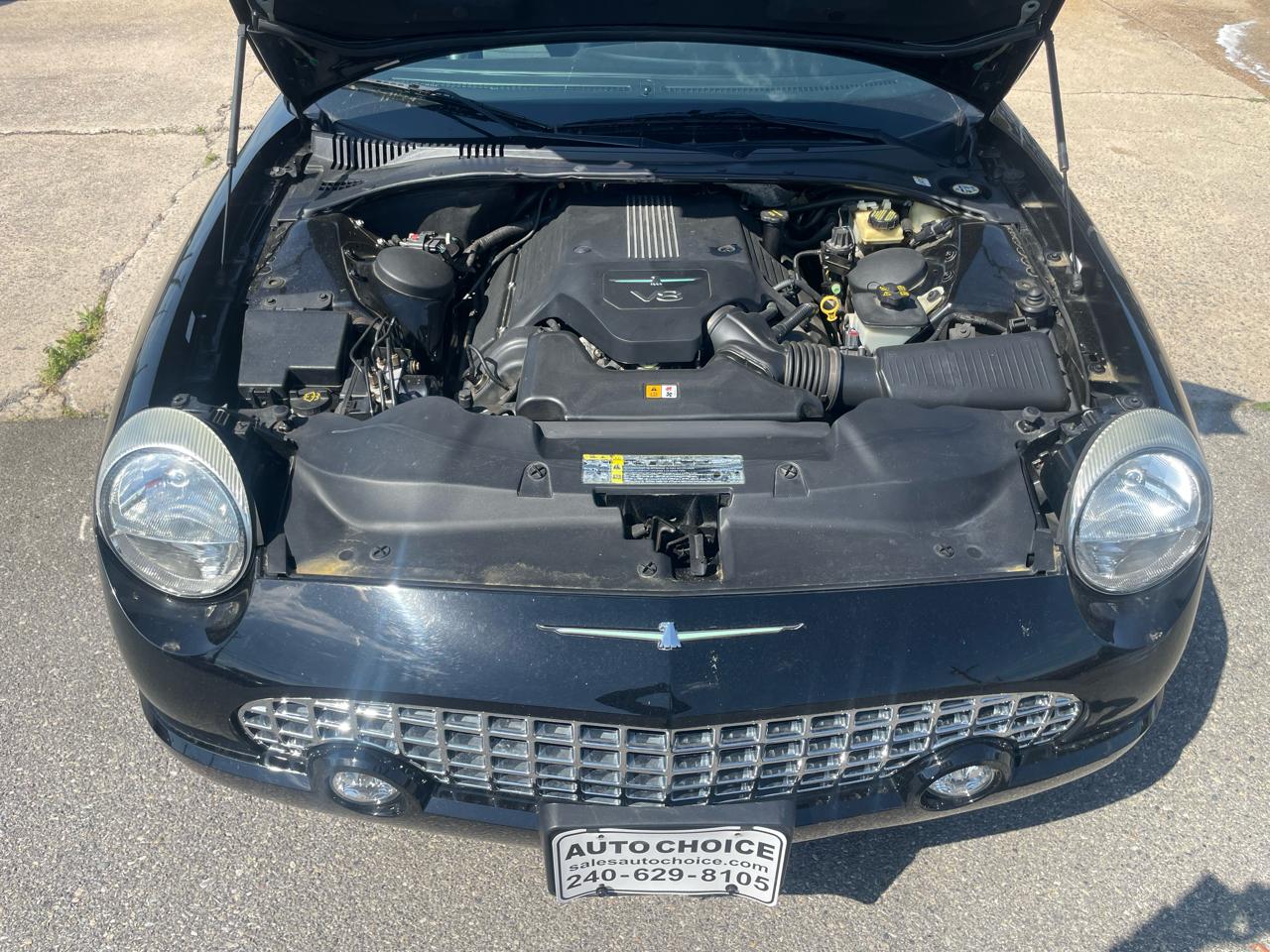 Ford Thunderbird Deluxe 2003