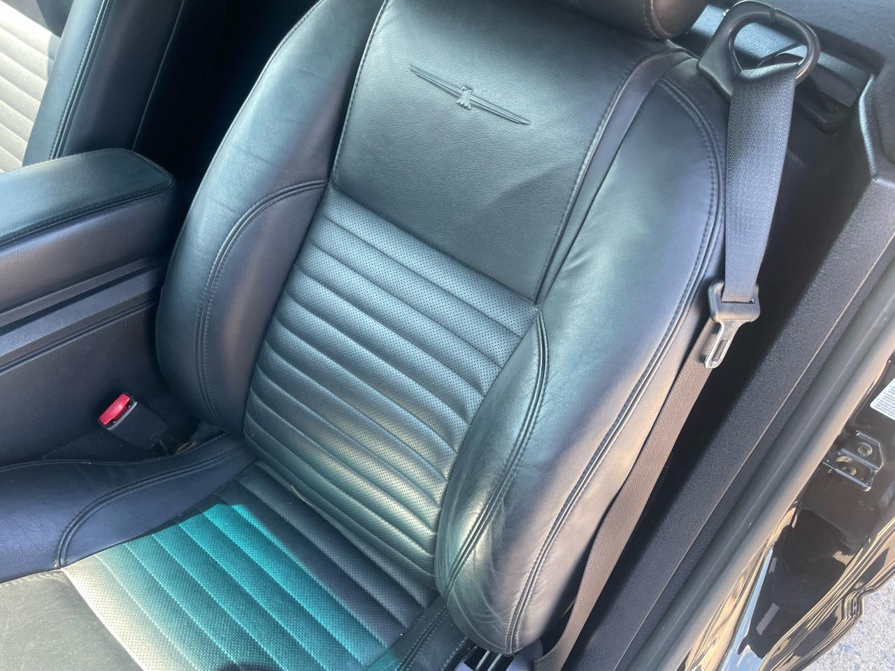Ford Thunderbird Deluxe 2003
