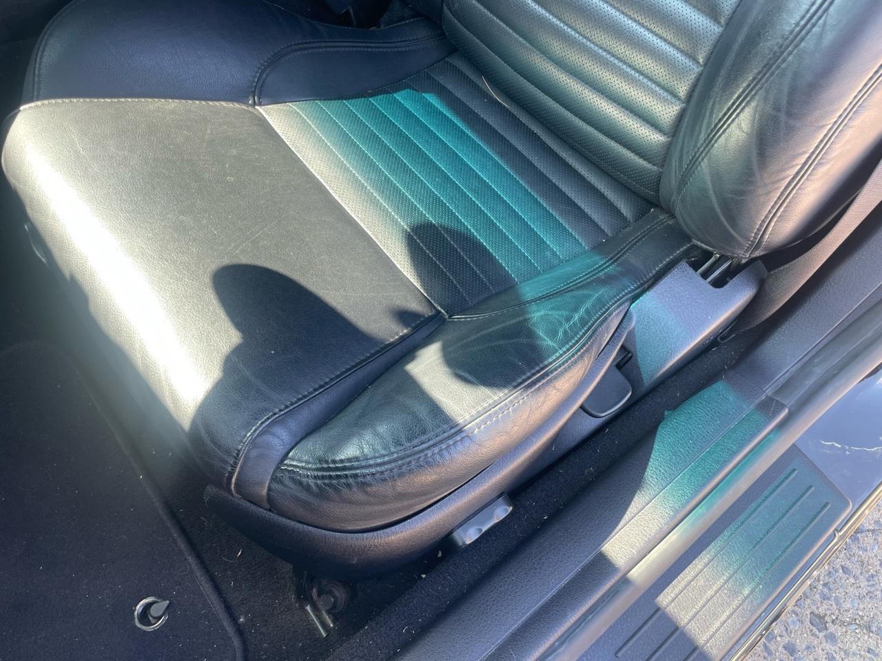 Ford Thunderbird Deluxe 2003