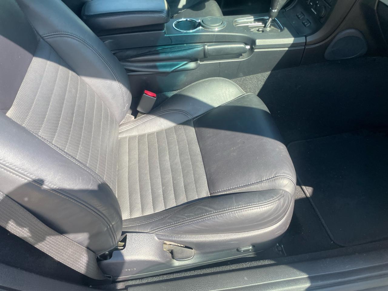 Ford Thunderbird Deluxe 2003