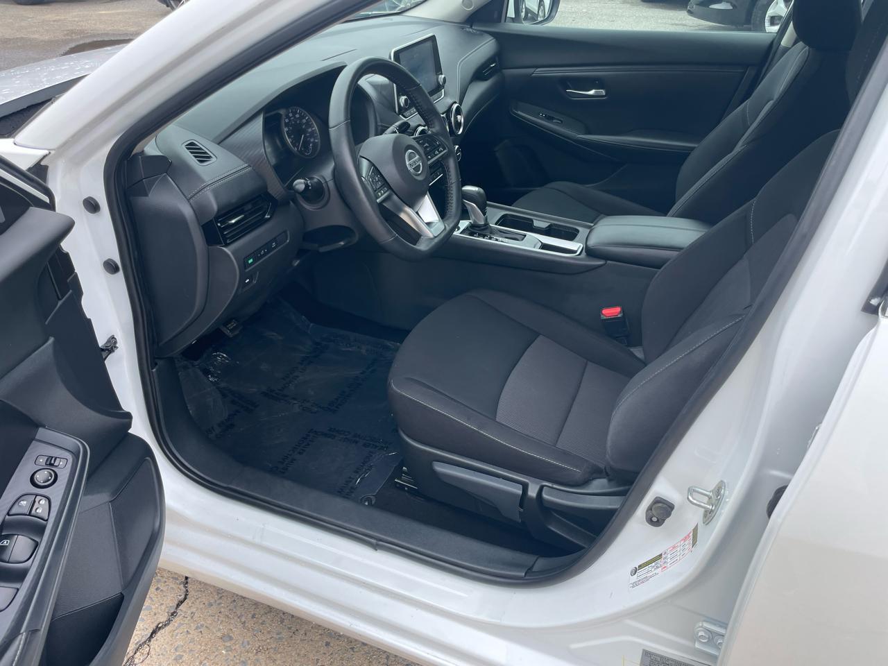 Nissan Sentra SV 2023