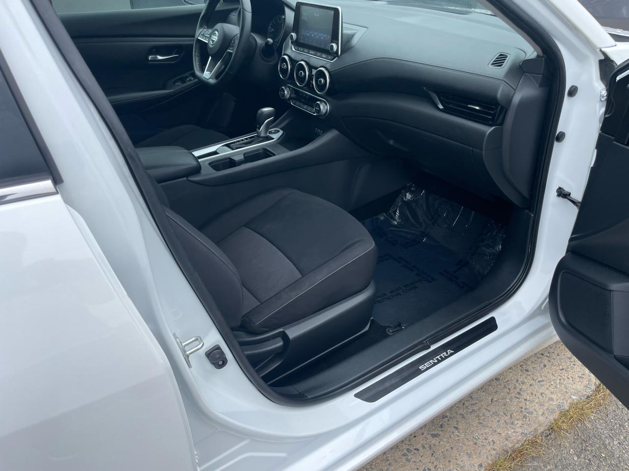 Nissan Sentra SV 2023