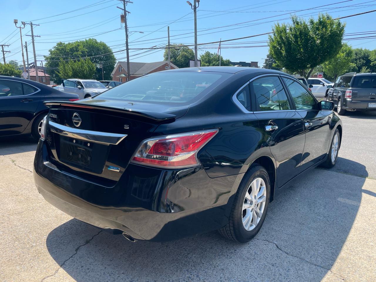 Nissan Altima 2.5 S Sedan 2014