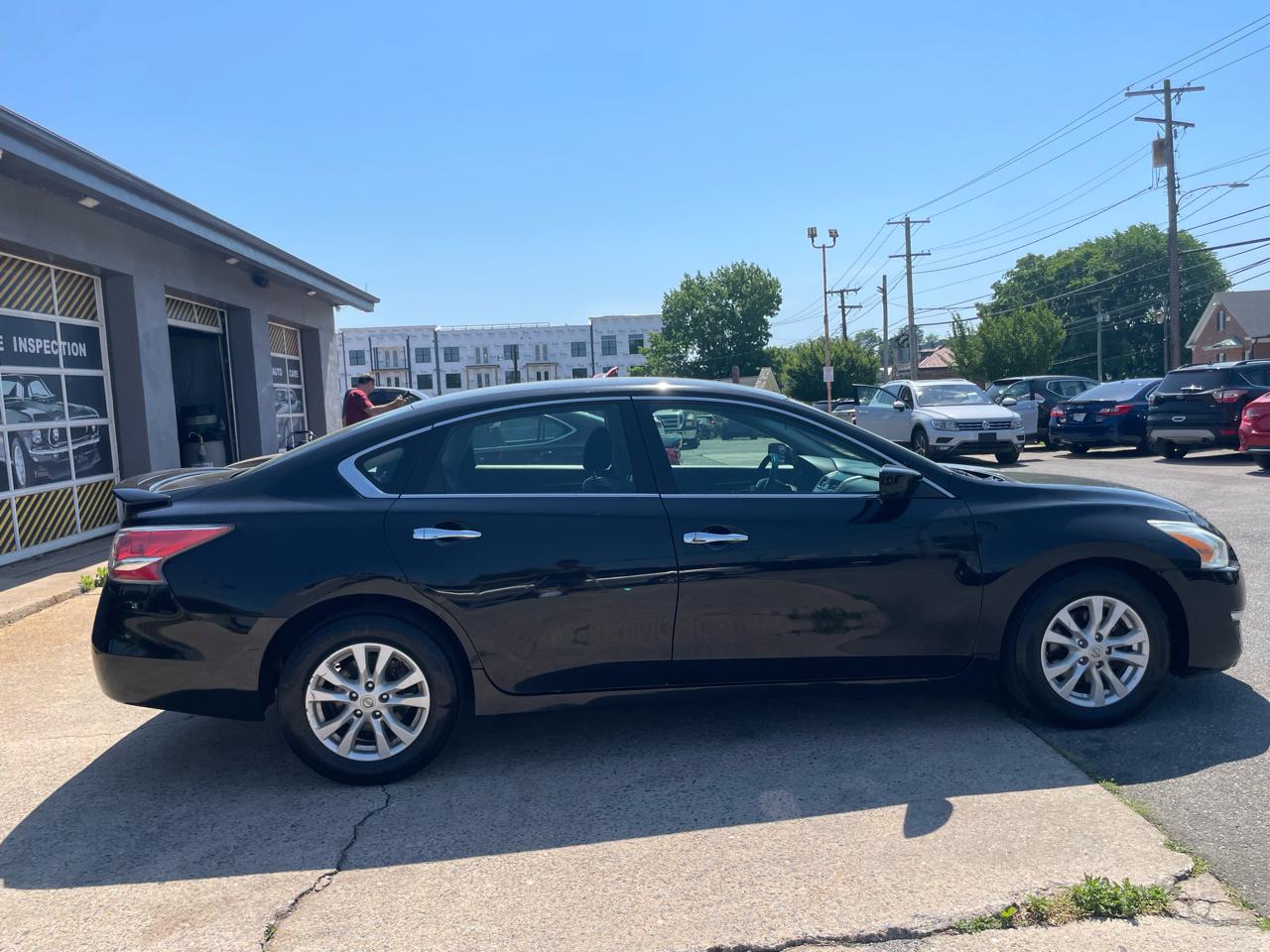 Nissan Altima 2.5 S Sedan 2014
