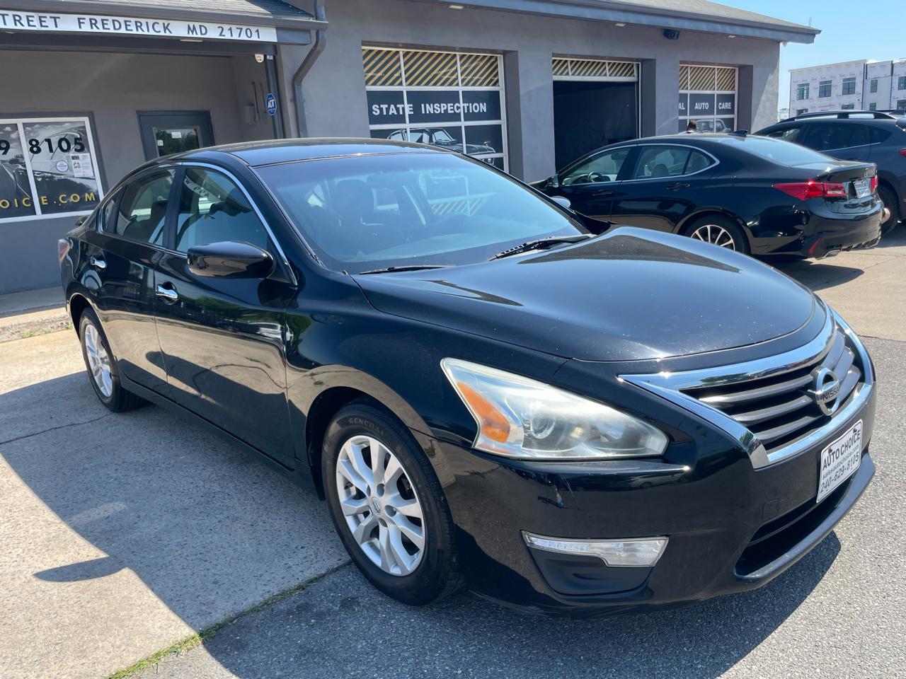 Nissan Altima 2.5 S Sedan 2014