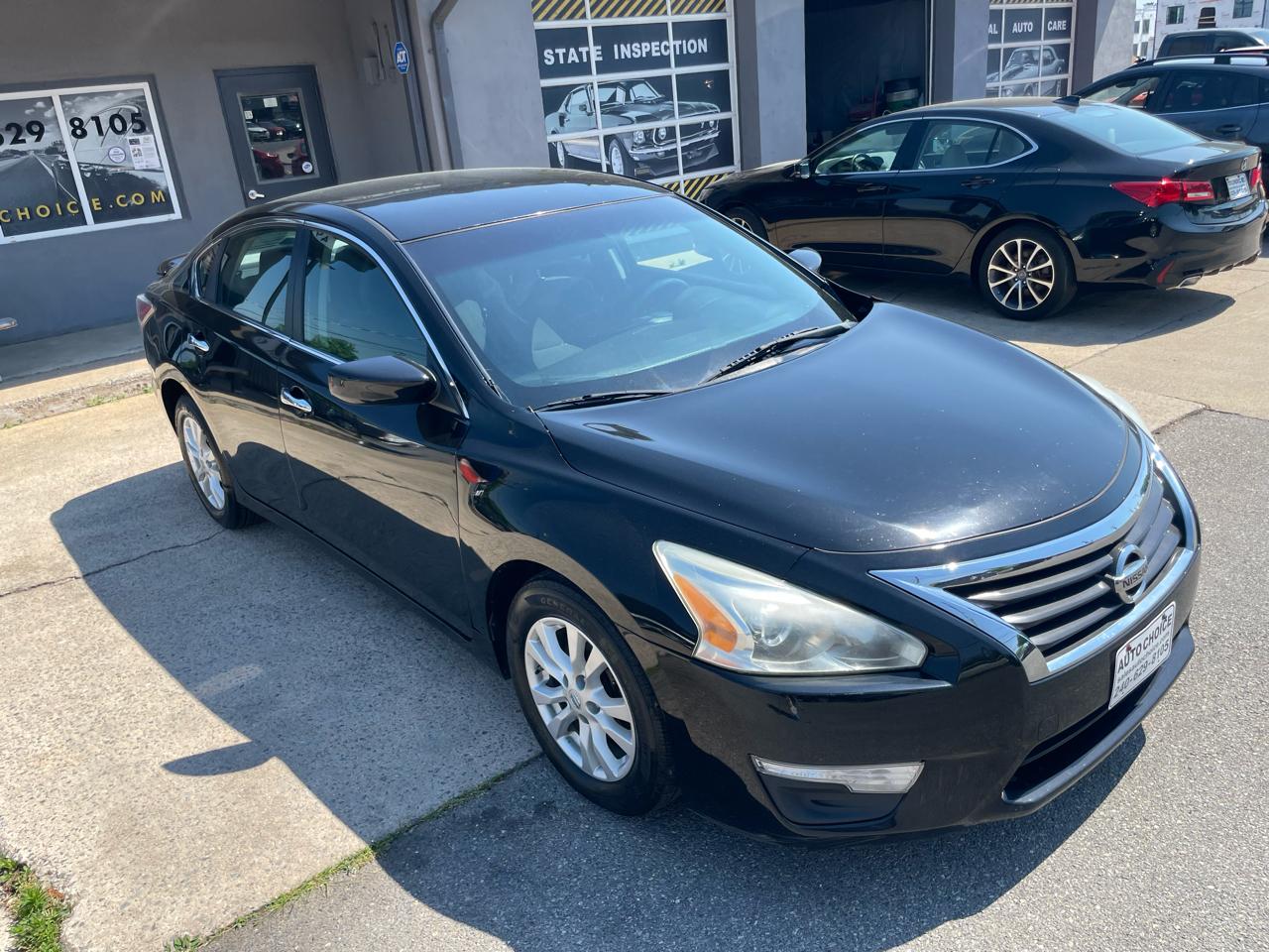 Nissan Altima 2.5 S Sedan 2014