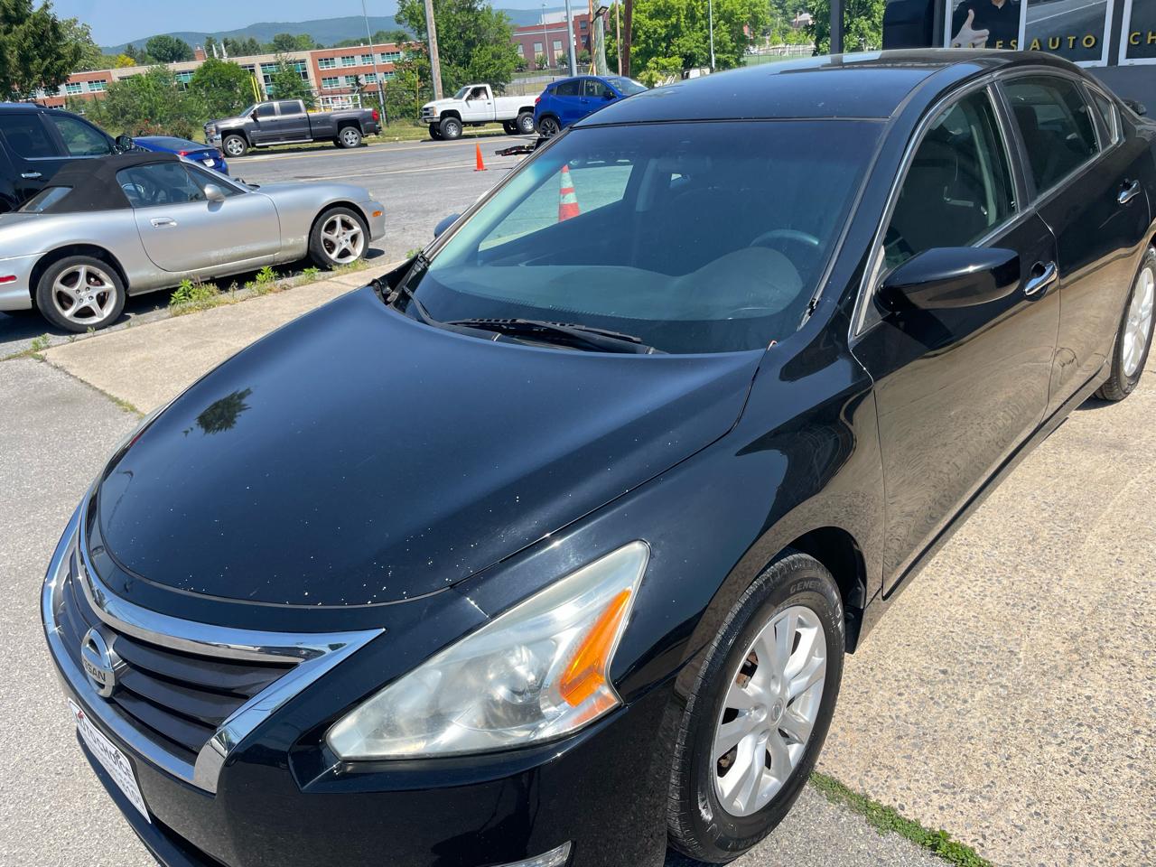 Nissan Altima 2.5 S Sedan 2014