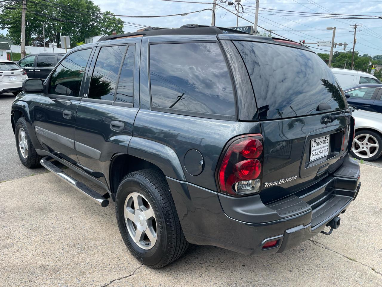 Chevrolet TrailBlazer LS 4WD 2004