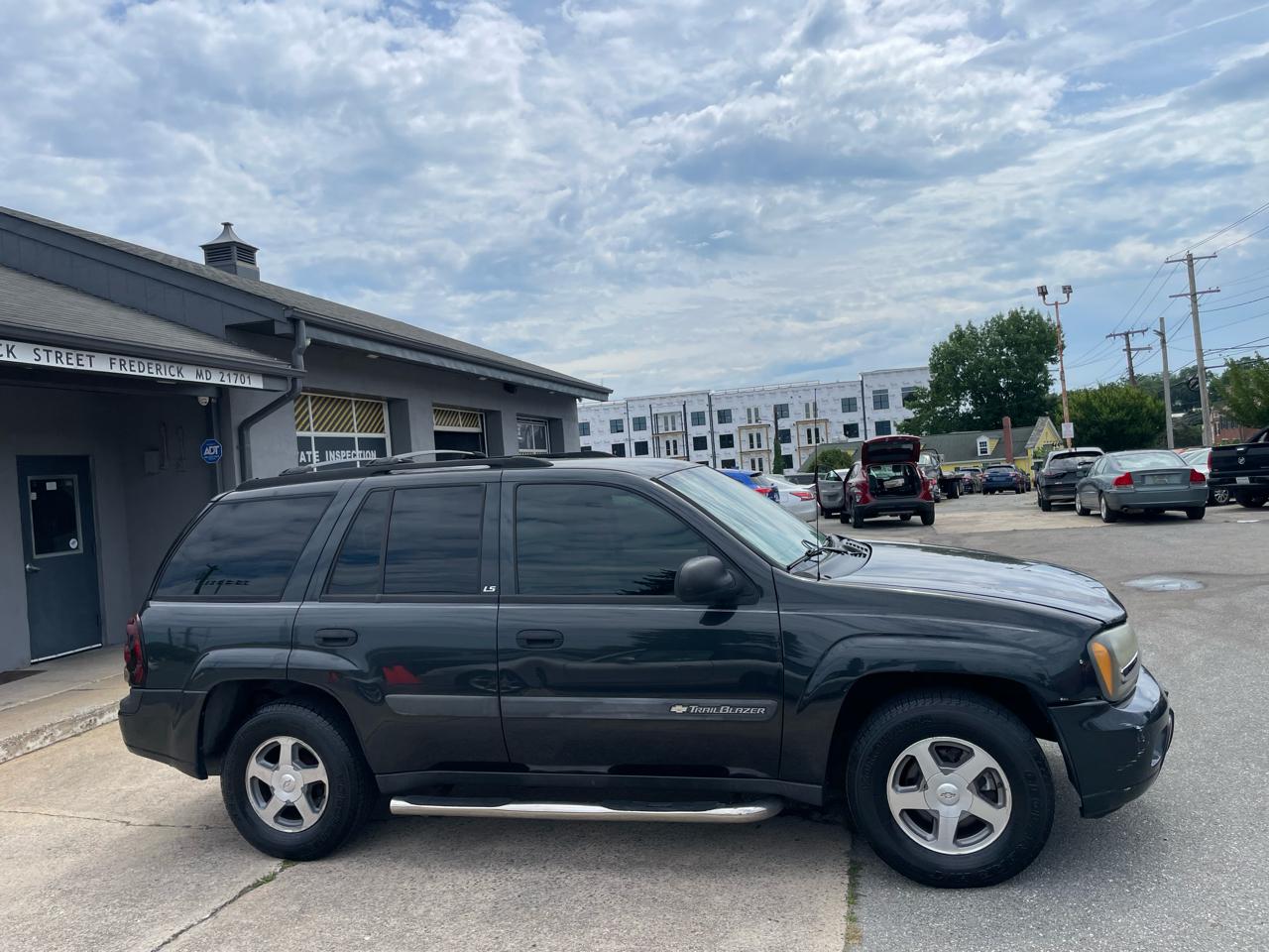 Chevrolet TrailBlazer LS 4WD 2004