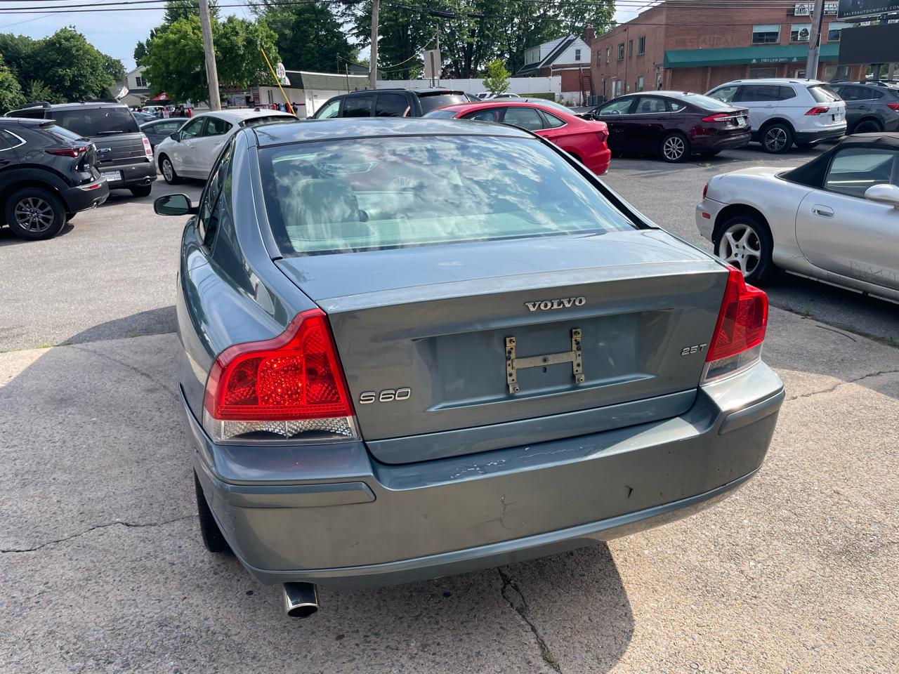 Volvo S60 2.5T 2005