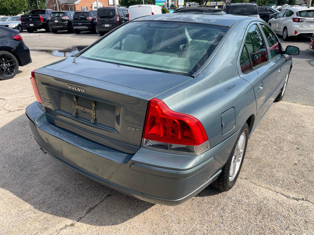 Volvo S60 2.5T 2005