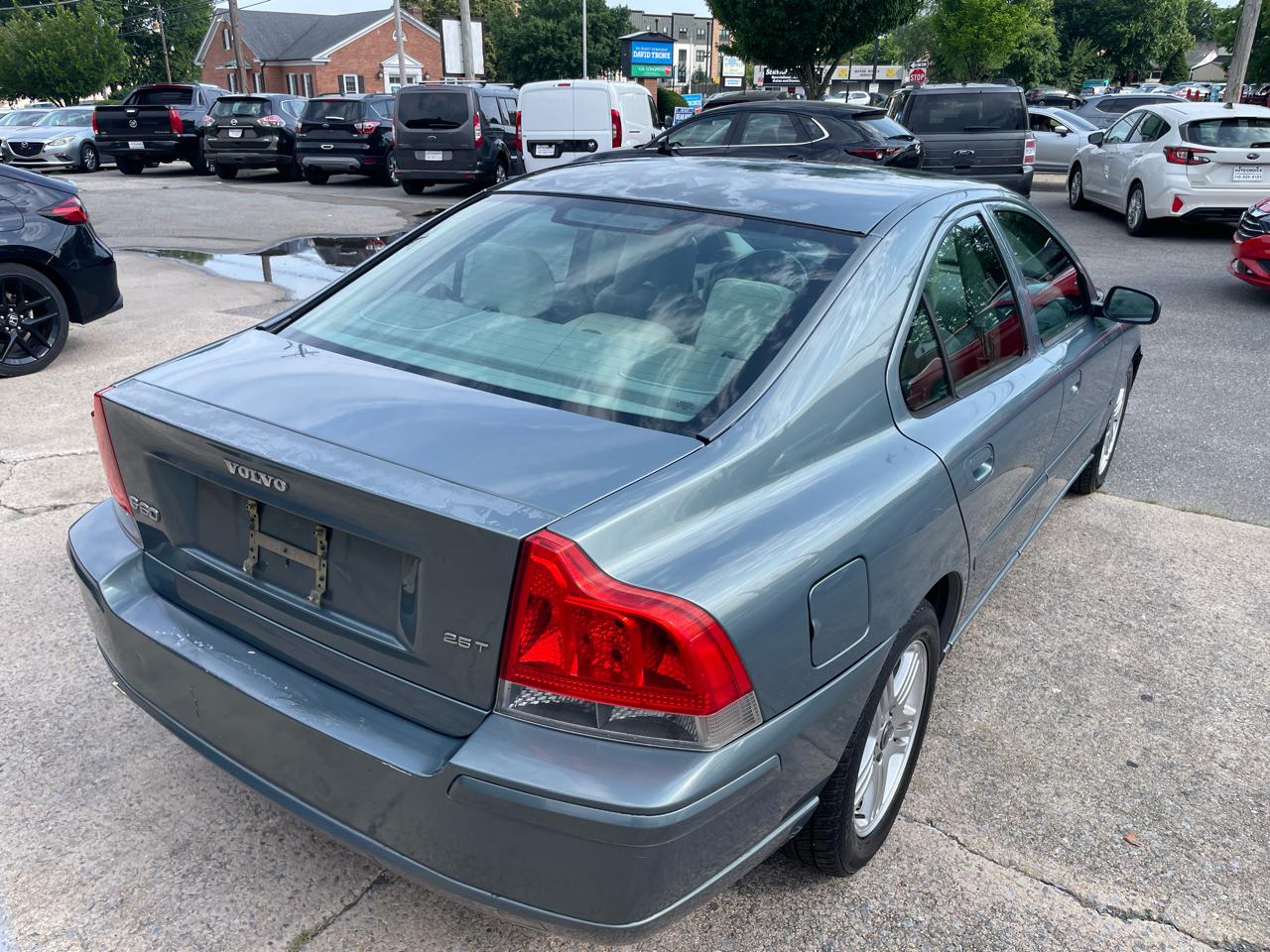 Volvo S60 2.5T 2005