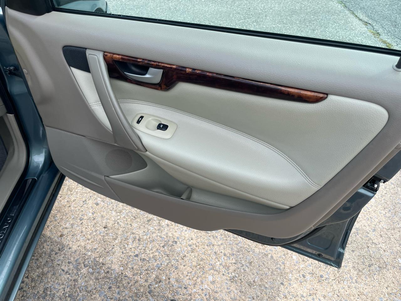 Volvo S60 2.5T 2005